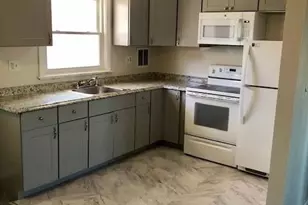 468 Woodbridge St, Manchester, CT 06042 - Photo 3