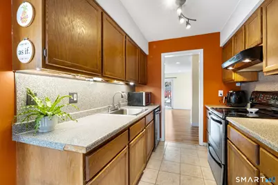 13 Riverview Drive #F, East Windsor, CT 06088 - Photo 5