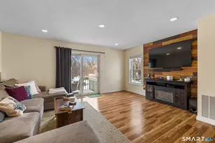 13 Riverview Dr, East Windsor, CT 06088 - Photo 9