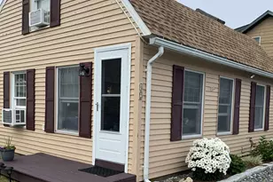 42 Noble Ave, Groton, CT 06340 - Photo 9