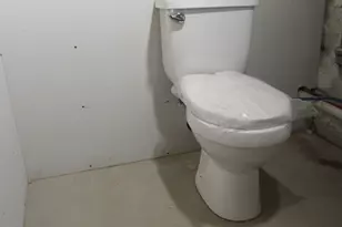 74 Harlem Ave, Bridgeport, CT 06606 - Photo 31