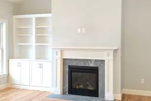 60 Liberty Ln, Enfield, CT 06082 - Photo 7