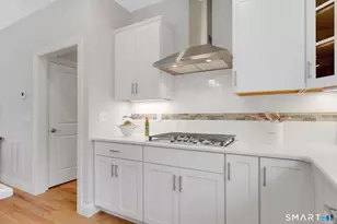 60 Liberty Ln, Enfield, CT 06082 - Photo 17