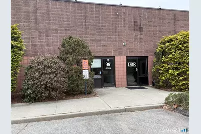 1068 Hartford Turnpike, Waterford, CT 06385 - Photo 1