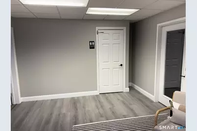 1068 Hartford Turnpike, Waterford, CT 06385 - Photo 3