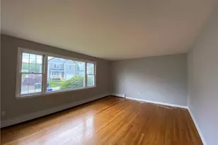 56 Hallock St, Bridgeport, CT 06606 - Photo 5