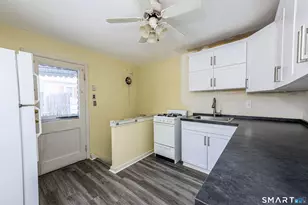 53 Victory Dr, New Haven, CT 06515 - Photo 5