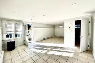 106 Limewood Ave, Branford, CT 06405 - Photo 3