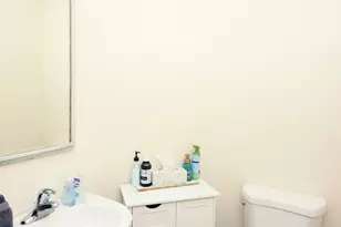 304 Sienna Dr, Danbury, CT 06810 - Photo 19