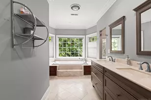 40 Wildwood Rd, Stamford, CT 06903 - Photo 17