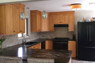 130 Parkway S, New London, CT 06320 - Photo 3