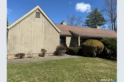 133 Bannock Lane #B, Stratford, CT 06614 - Photo 1