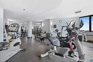 25 Forest St, Stamford, CT 06901 - Photo 23