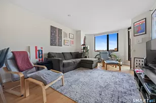 25 Forest St, Stamford, CT 06901 - Photo 7