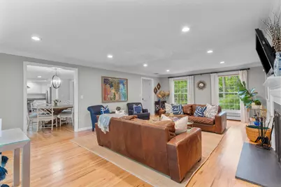 94 Glen Drive, New Canaan, CT 06840 - Photo 15