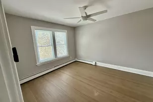 24 Cross St, New Britain, CT 06053 - Photo 11