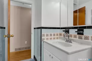 204 Parker Farms Rd, Wallingford, CT 06492 - Photo 23