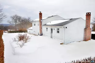 160 Meadow Lark Dr, Waterbury, CT 06708 - Photo 5