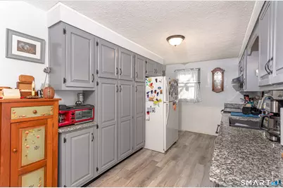 79 Roosevelt Boulevard, Enfield, CT 06082 - Photo 13