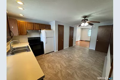 39 Horton Hill Road #10I, Naugatuck, CT 06770 - Photo 5