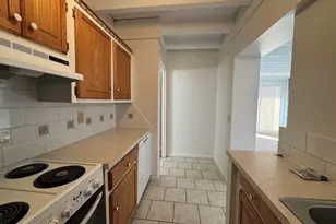 20 Prospect St, Manchester, CT 06040 - Photo 11