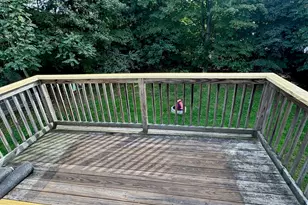 31 Marie St, New Haven, CT 06513 - Photo 9