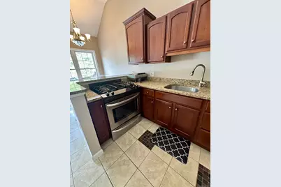 31 Marie Street #APT B, New Haven, CT 06513 - Photo 7