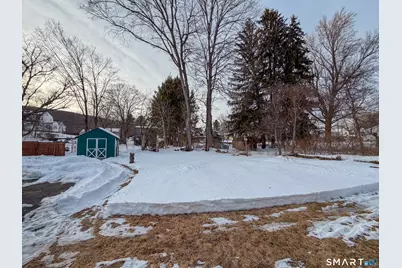 14 Charles Court, Naugatuck, CT 06770 - Photo 13