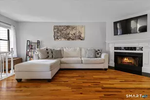 109 Peddlars Dr, Branford, CT 06405 - Photo 5