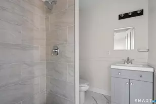 32 Lamberton St, New Haven, CT 06519 - Photo 3