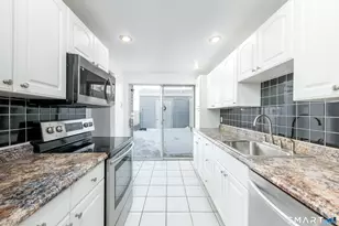 24 Cinnamon Springs, South Windsor, CT 06074 - Photo 5