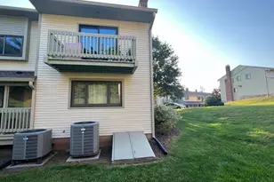 1302 Summer Hill Dr, South Windsor, CT 06074 - Photo 23