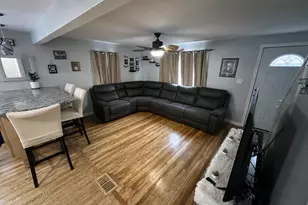 97 Pearl Lake Rd, Waterbury, CT 06706 - Photo 3