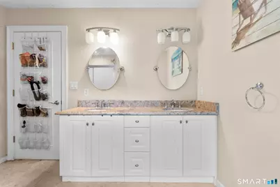 43 Chestnut Grove, Guilford, CT 06437 - Photo 25