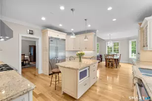 43 Chestnut Grove, Guilford, CT 06437 - Photo 5