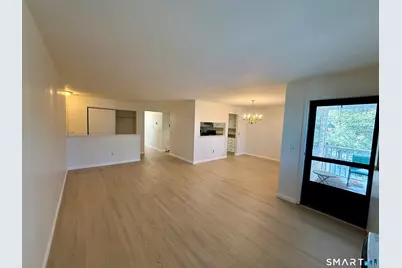 2955 Madison Avenue #APT 4, Bridgeport, CT 06606 - Photo 3