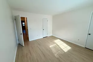 2955 Madison Ave, Bridgeport, CT 06606 - Photo 9