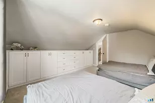 1 Overlook Ave, Fairfield, CT 06824 - Photo 21