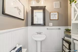 1 Overlook Ave, Fairfield, CT 06824 - Photo 25