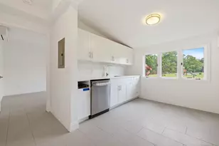 529 Danbury Rd, Wilton, CT 06897 - Photo 3