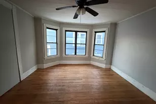 29 Silver St, Waterbury, CT 06705 - Photo 9