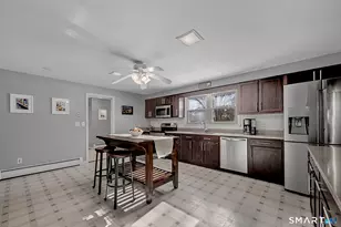 3 Grand Pl, Newtown, CT 06470 - Photo 11