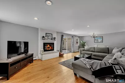 3 Grand Place, Newtown, CT 06470 - Photo 7