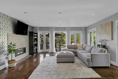 33 Jefferson Place, Branford, CT 06405 - Photo 11