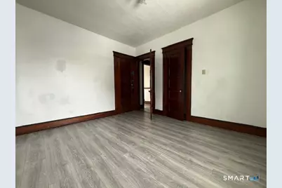 16 Clifton Avenue, Waterbury, CT 06710 - Photo 9