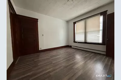 16 Clifton Avenue, Waterbury, CT 06710 - Photo 11