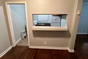 276 Collins St, Hartford, CT 06105 - Photo 3