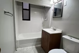 276 Collins St, Hartford, CT 06105 - Photo 7