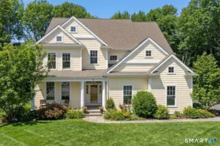 17 Bittersweet Way, Stonington, CT 06378 - Photo 3