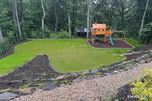 34 Milan Rd, Woodbridge, CT 06525 - Photo 33